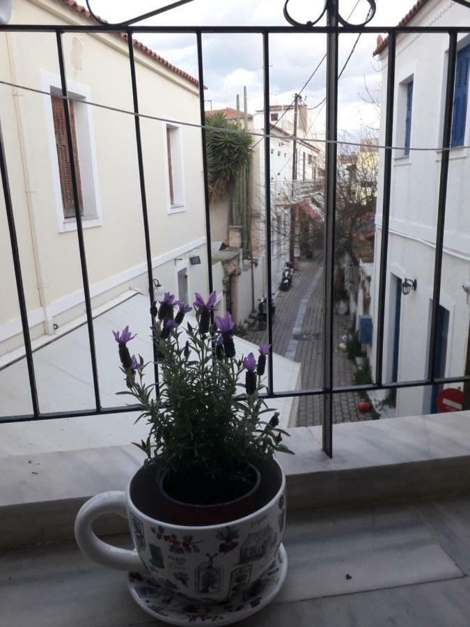 Aegina'S Flowers House Eksteriør bilde